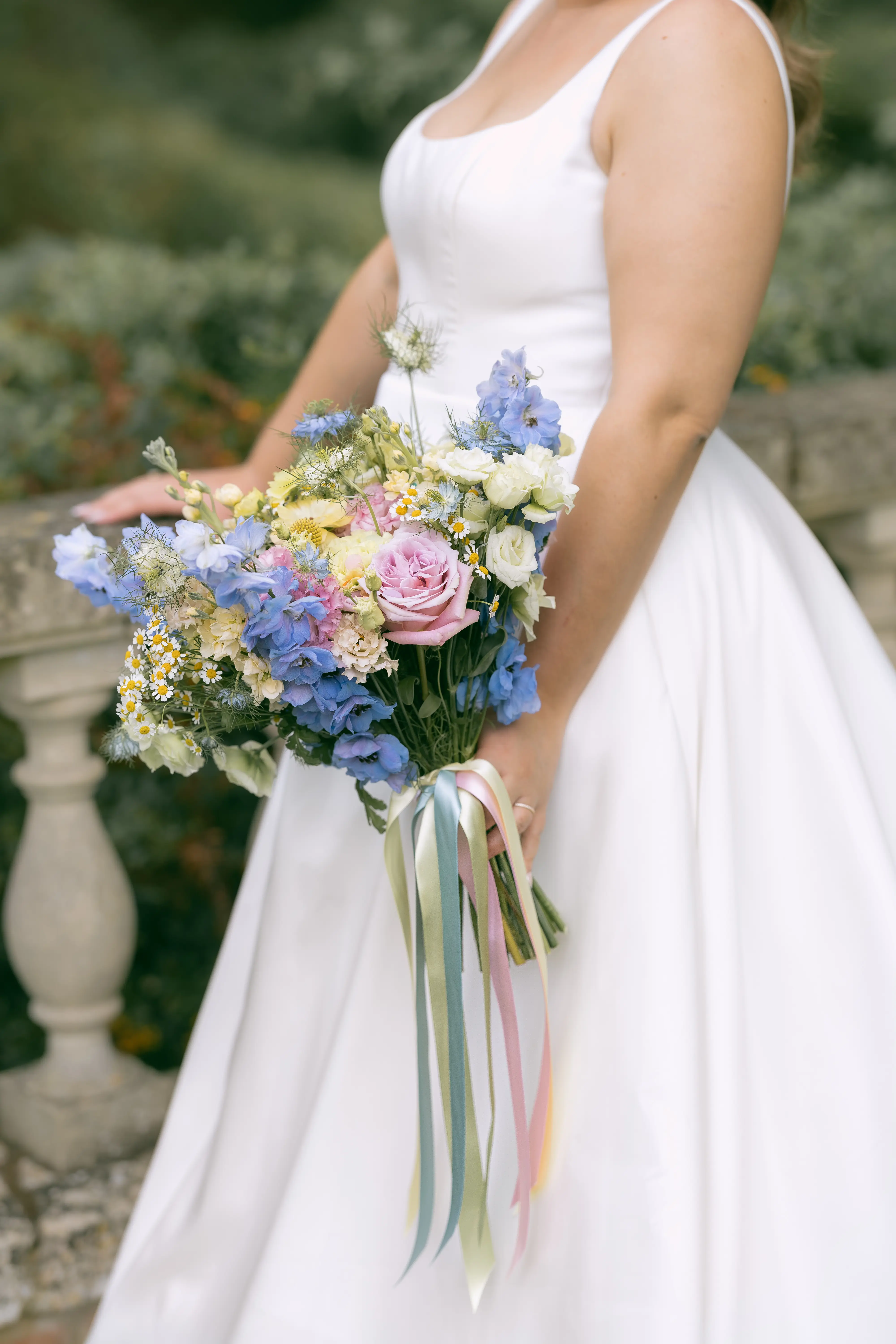 Saffron Walden Wedding Photographer | Bridge End Gardens & Town Hall Wedding