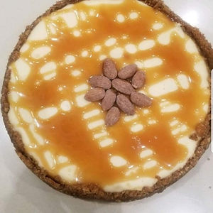 Butterscotch Almond Cheesecake