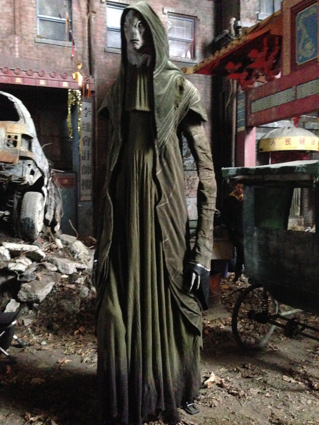 Key Costume FX. Monk - MastersFX, Falling Skies