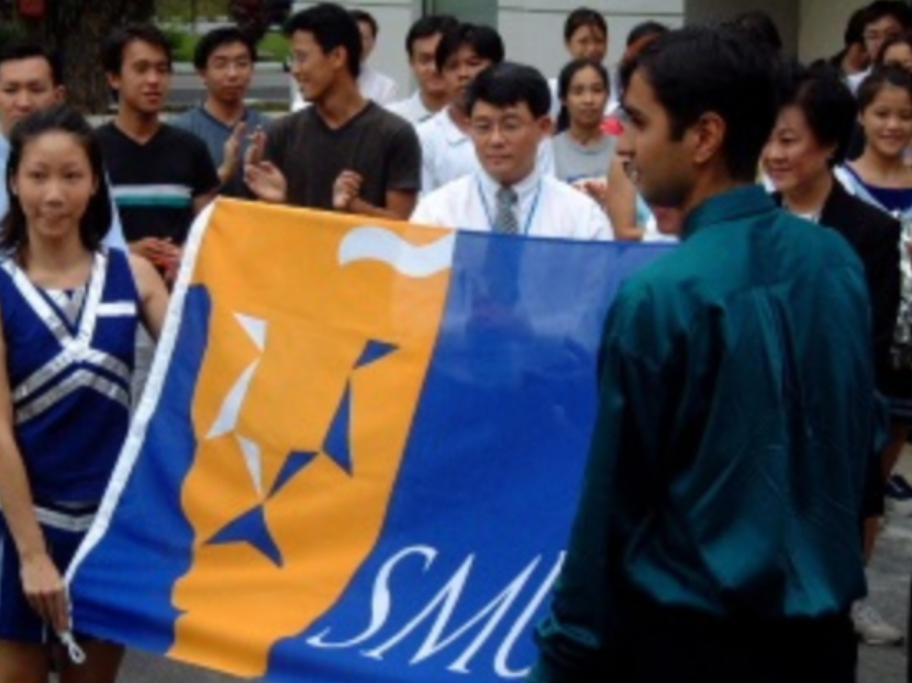 The SMU Flag in 2009