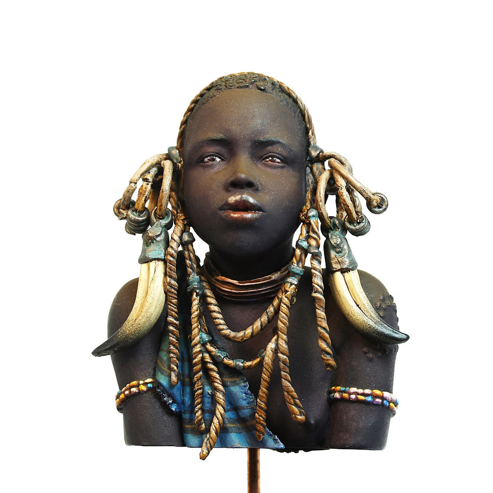 Thumbnail: modello in resina busto miniatura ragazza mursi scientificmodels.shop