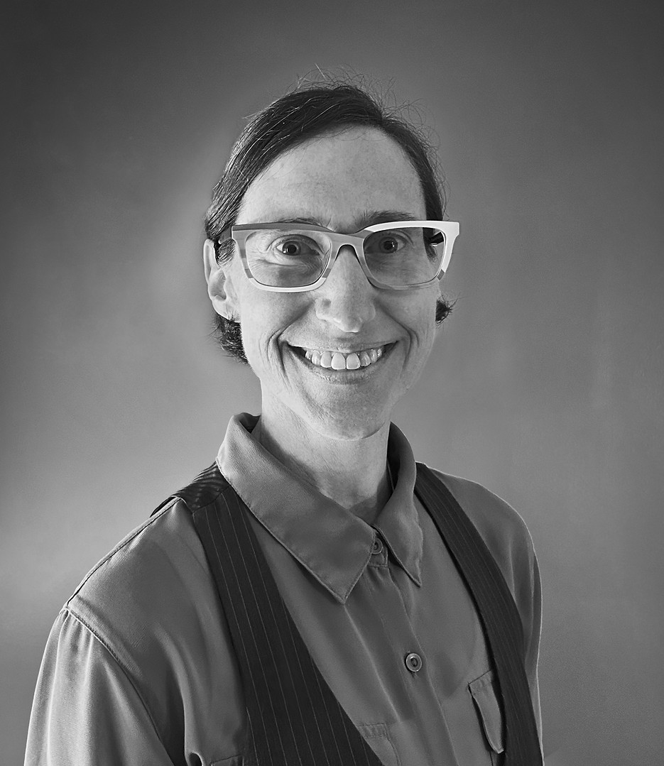 Bww_Headshots_Holly_F_B-W.jpg