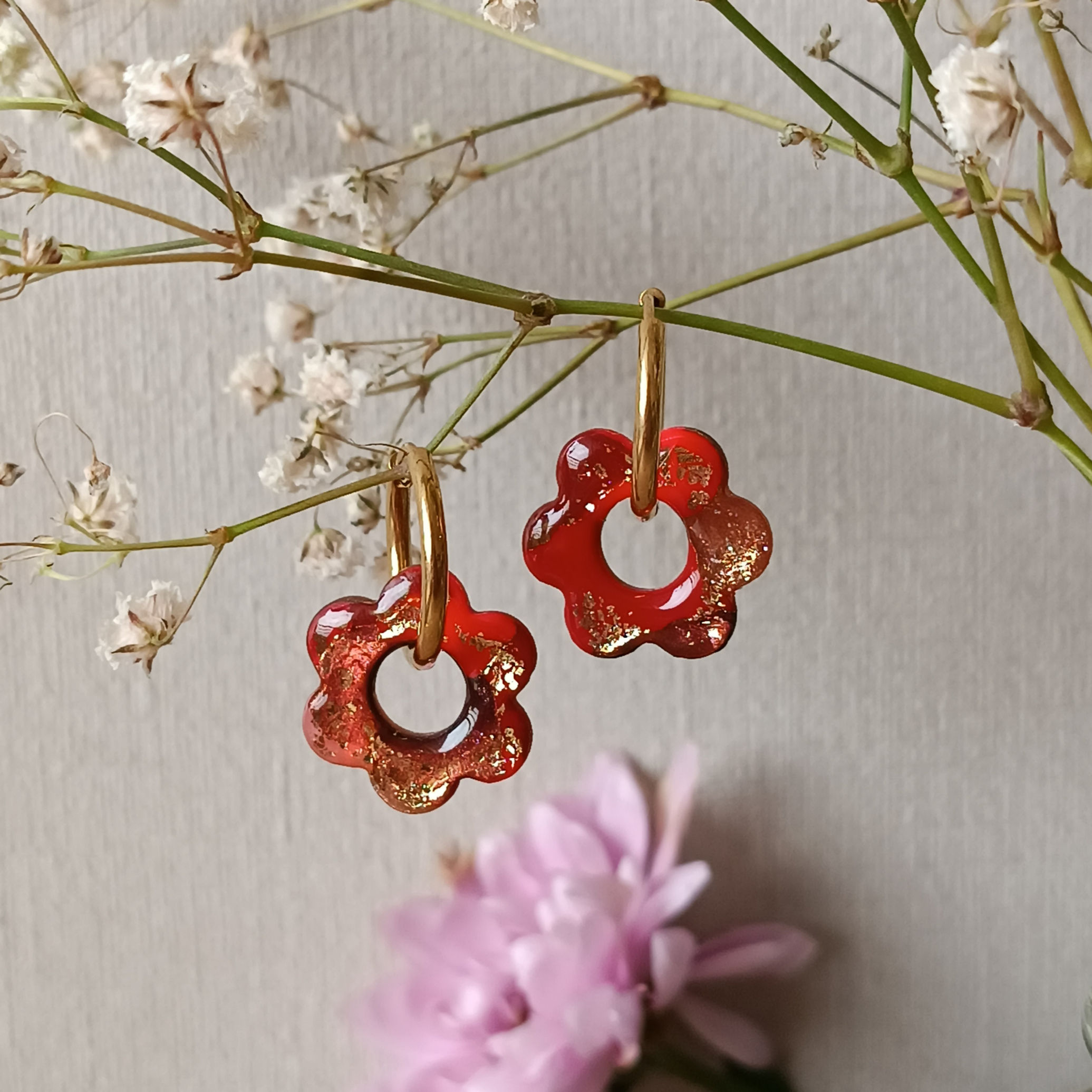 Charms rojo carmesí