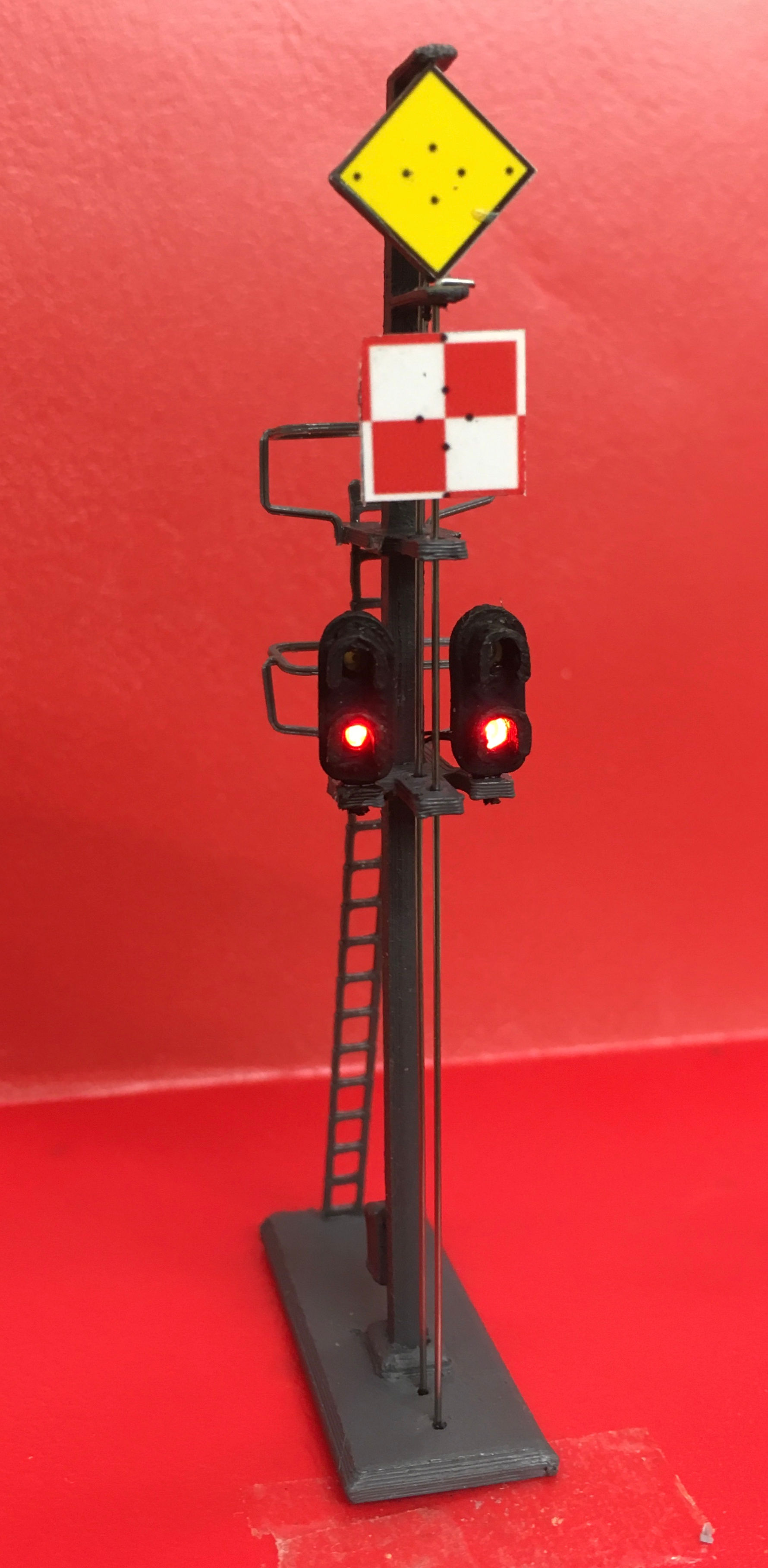 Ref 213 - Mécanique - Carré - Annonce