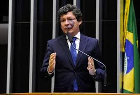 PROVAS PARA CARGOS LEGISLATIVOS