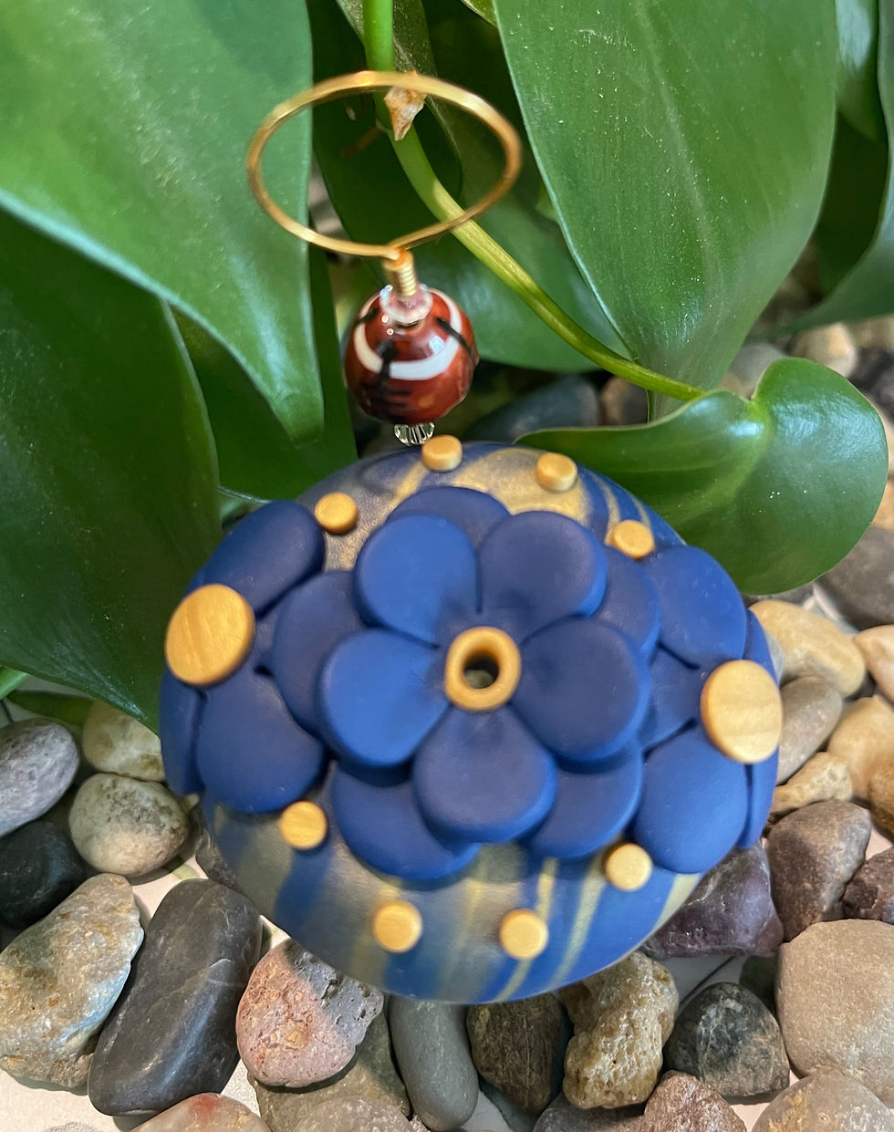 Hummingbird Feeder - Indiana 249 Gold/Navy