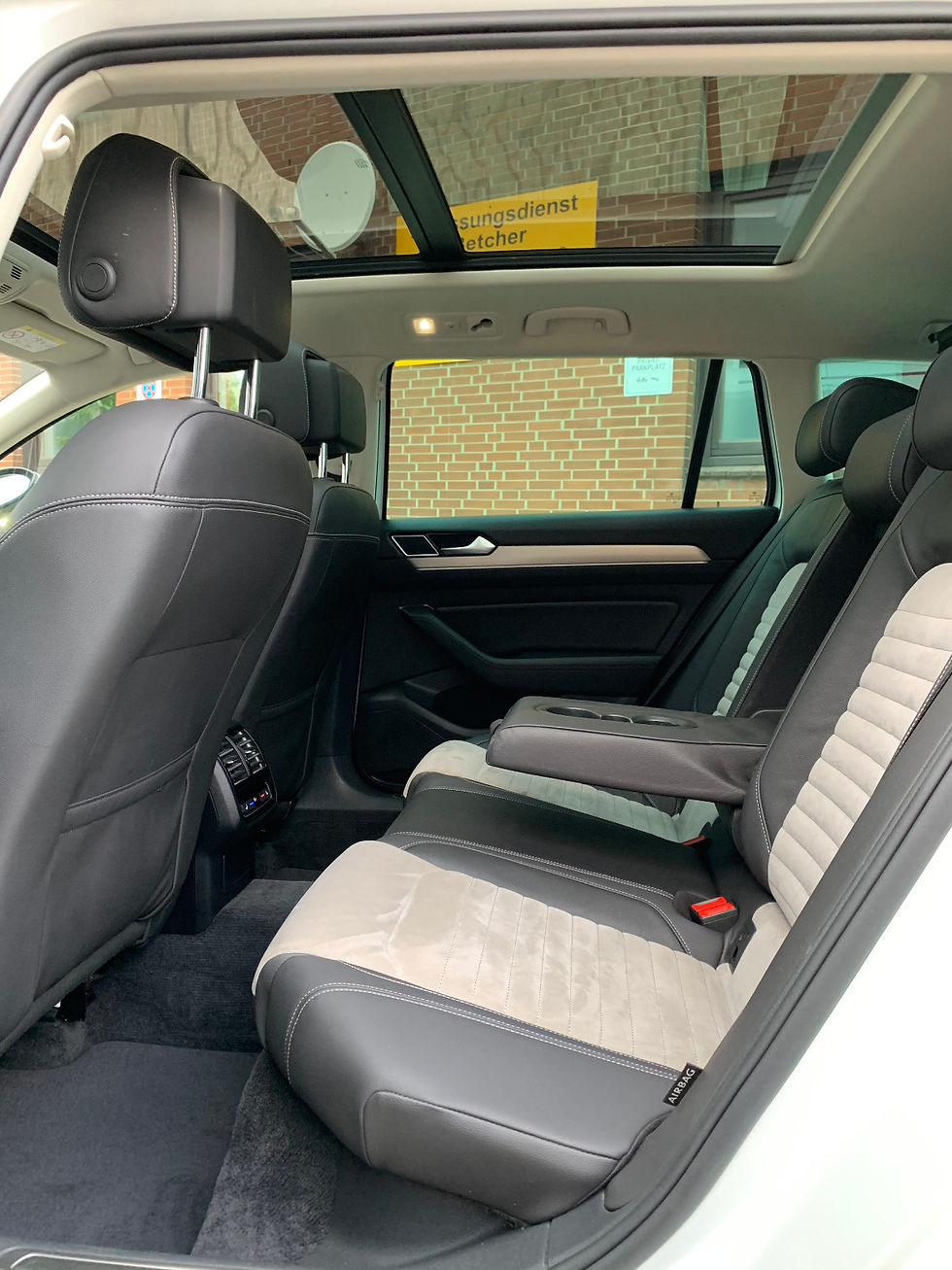 Miniatúra: Volkswagen Passat 2.0 TDI BiTDI Variant Highline 4M