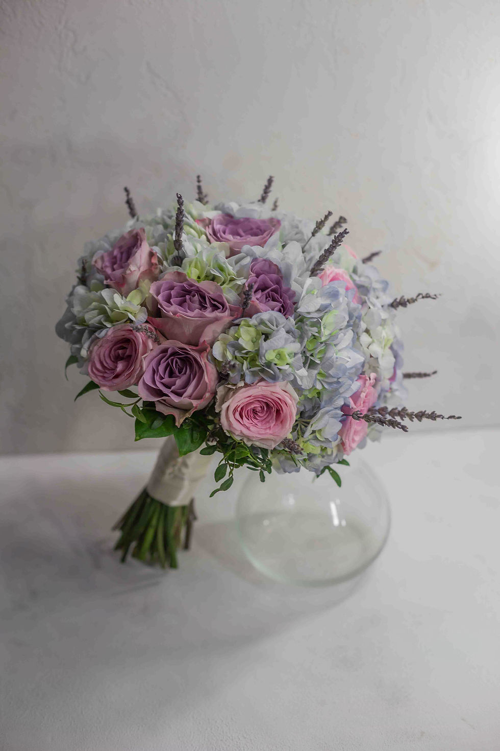 Миниатюра: сиреневый свадебный букет