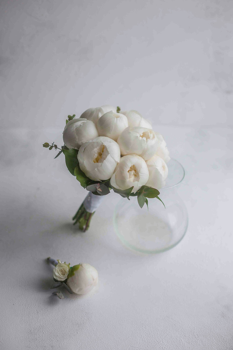 Миниатюра: Свадебный букет невесты из 9 пионов