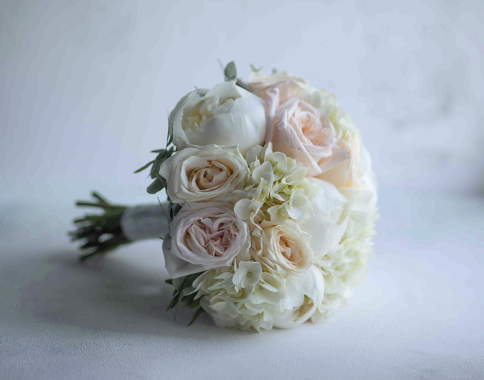Миниатюра: букет невесты из пионов и пионовидных роз