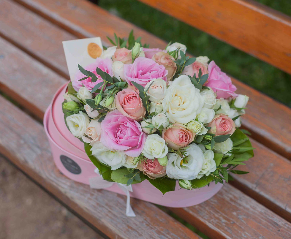 Миниатюра: Цветы в коляске на выписку девочки