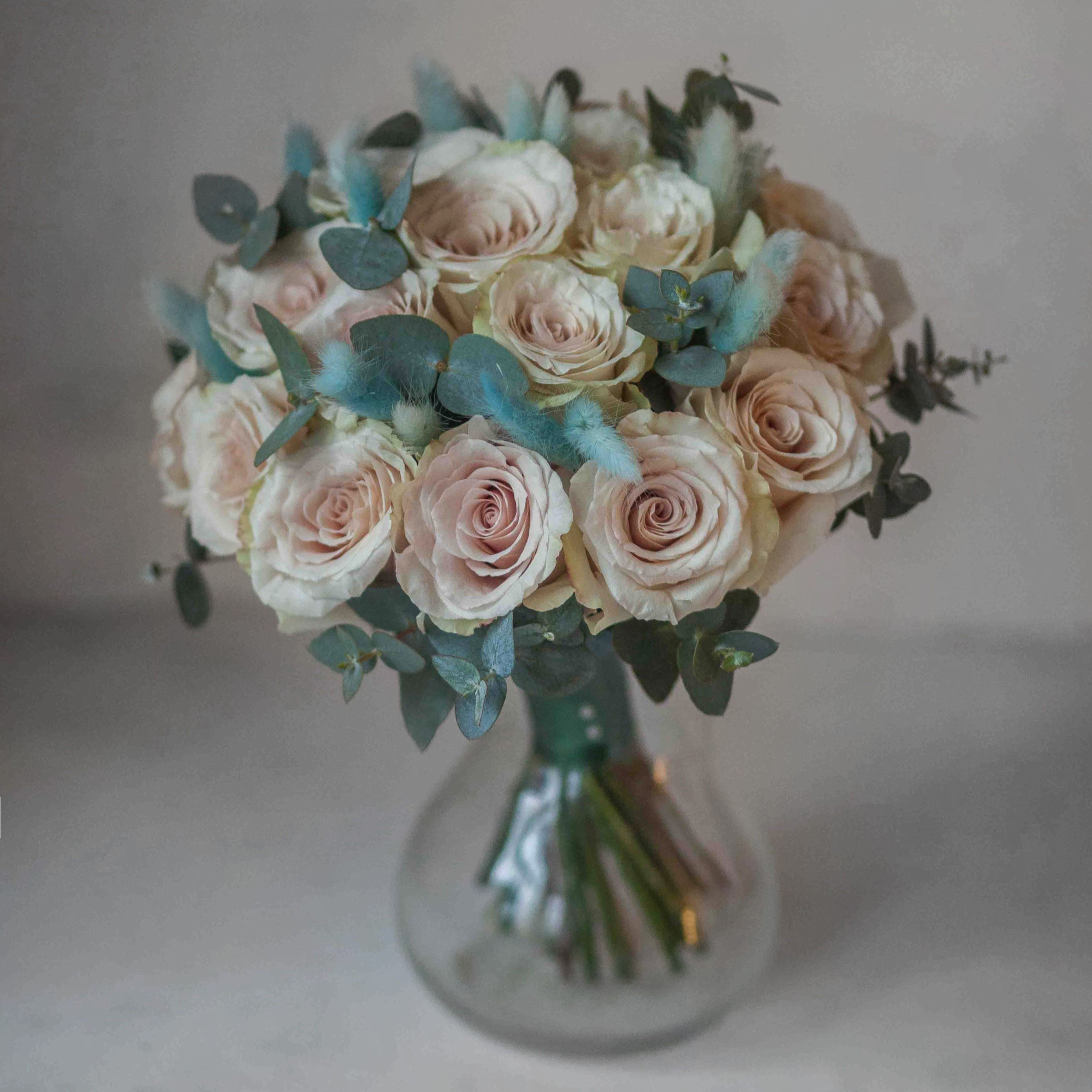 Букет невесты пудровый