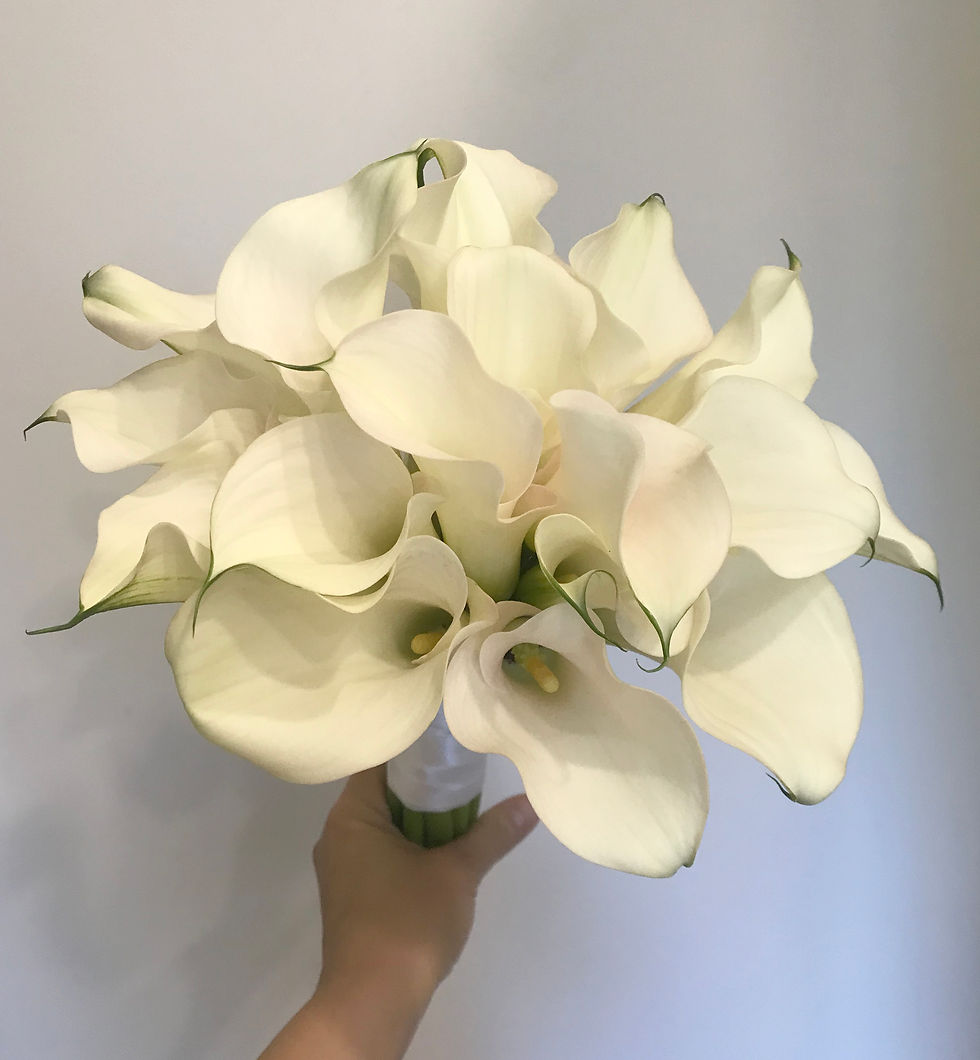 Миниатюра: Букет невесты из калл с розовинкой