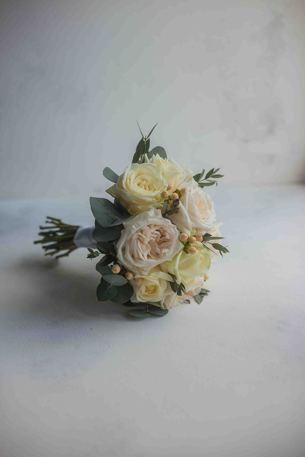 Миниатюра: пудровый свадебный букет невесты