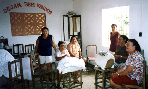 exposicao-projeto-a-mao-na-moda-2.webp