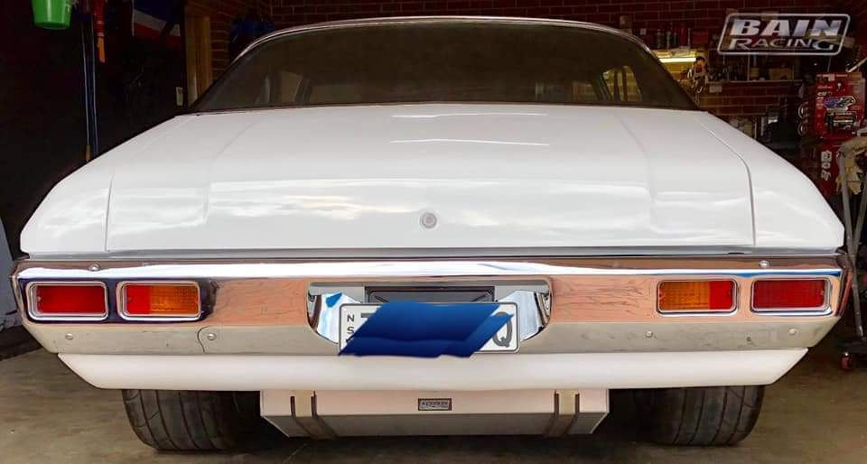 Holden HQ-HZ Sedan
