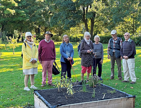 Informal walk around Saltwell Park Gateshead with Friends of Saltwell Park on Tuesday mornings