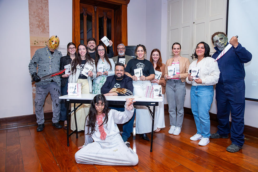 Lançamento oficial de Casos de Cinema reúne público no Sesc Paço da Liberdade