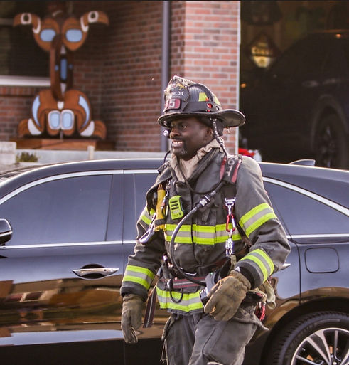 1002B03E-ECD1-4D76-B0F0-A8F4B9A2AED5 (1)_edited.jpg