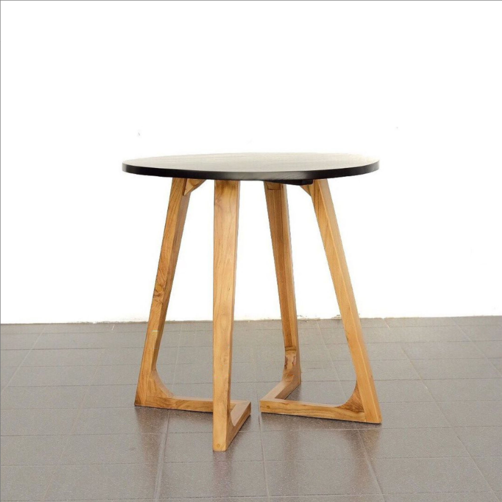 COFFEE TABLE SCANDI