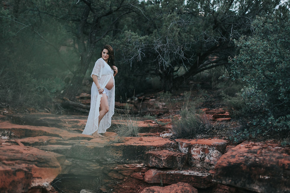 Red Rock Maternity white lace Sedona, AZ