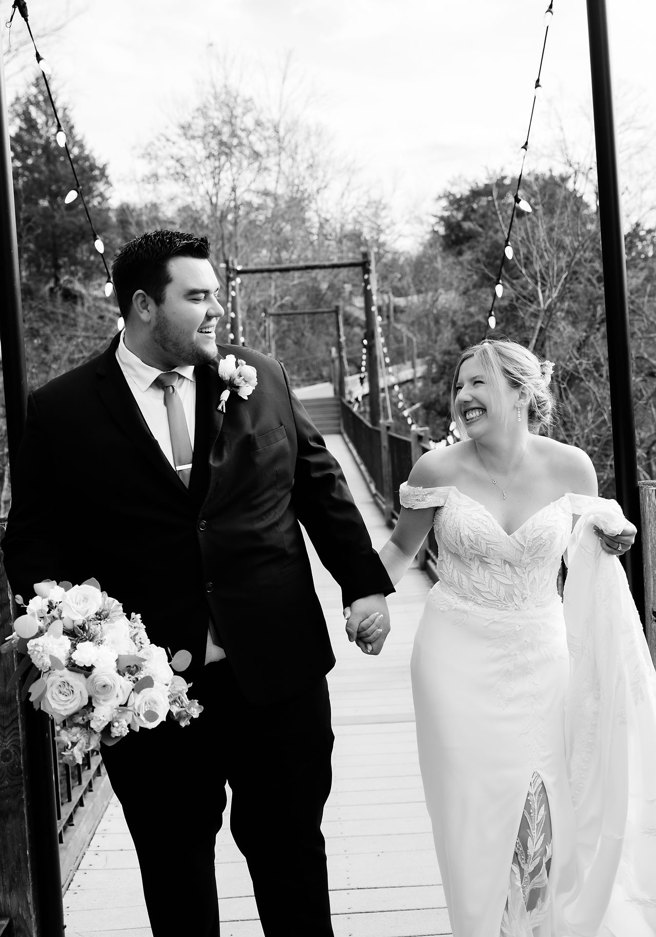 Integrity Hills Chapel wedding ceremony at Big Cedar Lodge in Ridgedale Missouri