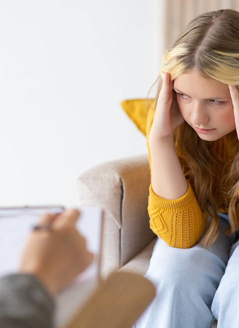 mental health therapy near Milwaukee teen woman