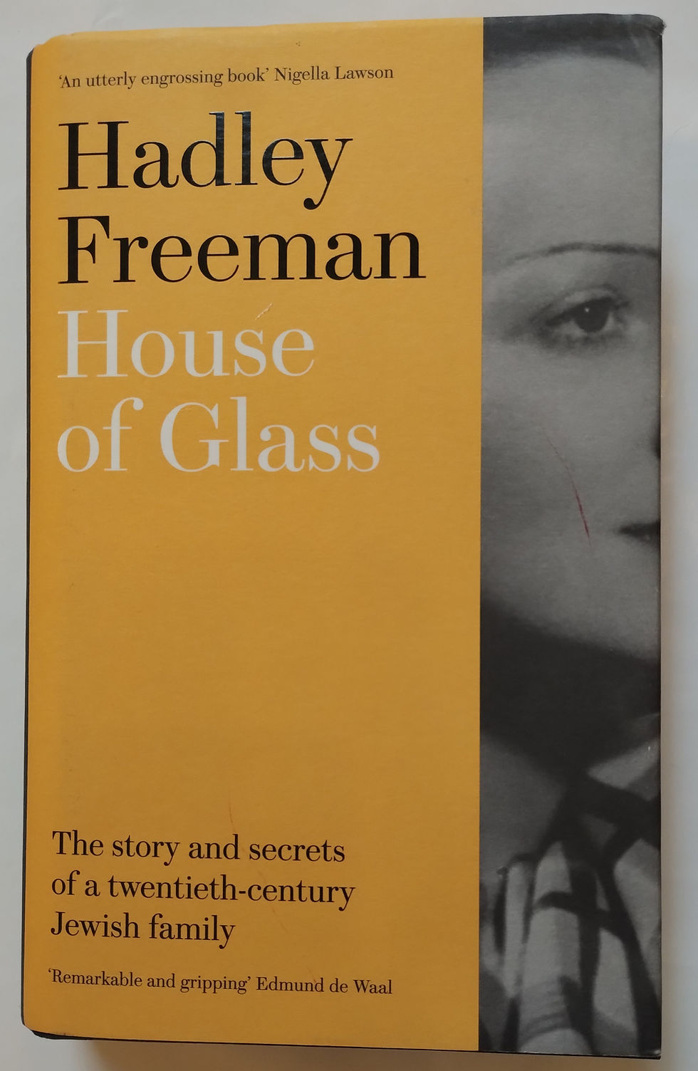 Thumbnail: House of Glass - The story and secrets of a twentieth-century Jewish family