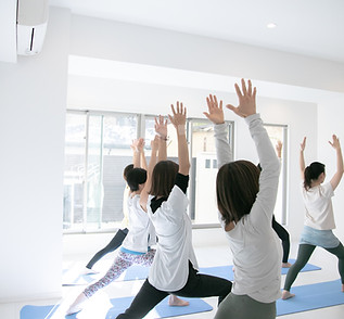 やさしいヨガ２