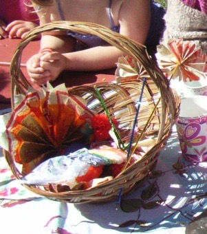 A Dozen Tips to Create An Enchanted Forest Birthday Party for your Child