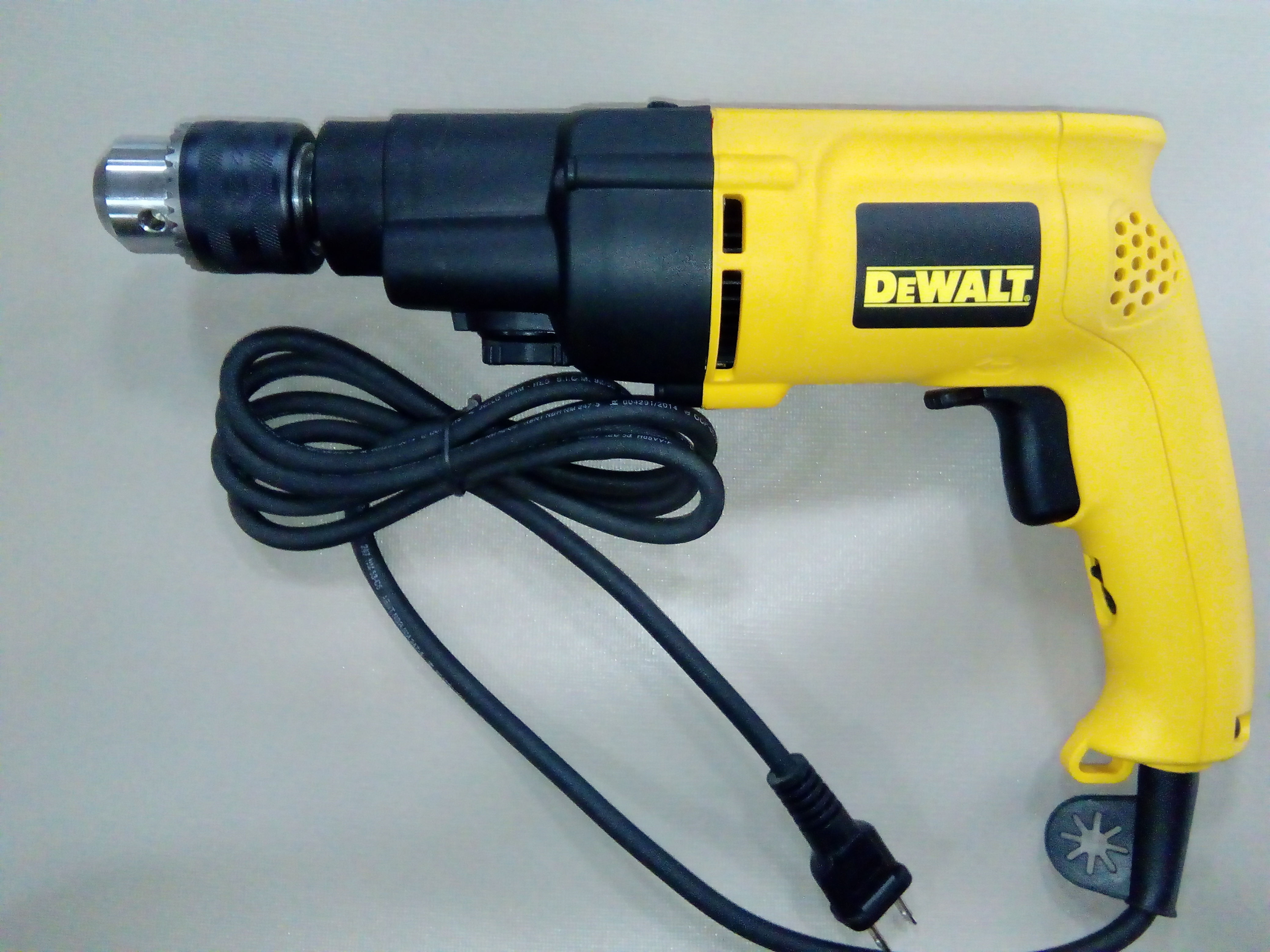 Rotomartillo 1/2 700w-1100 rpm DW505