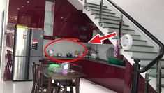 Bếp đặt dưới cầu thang - điều kiêng kỵ nhất