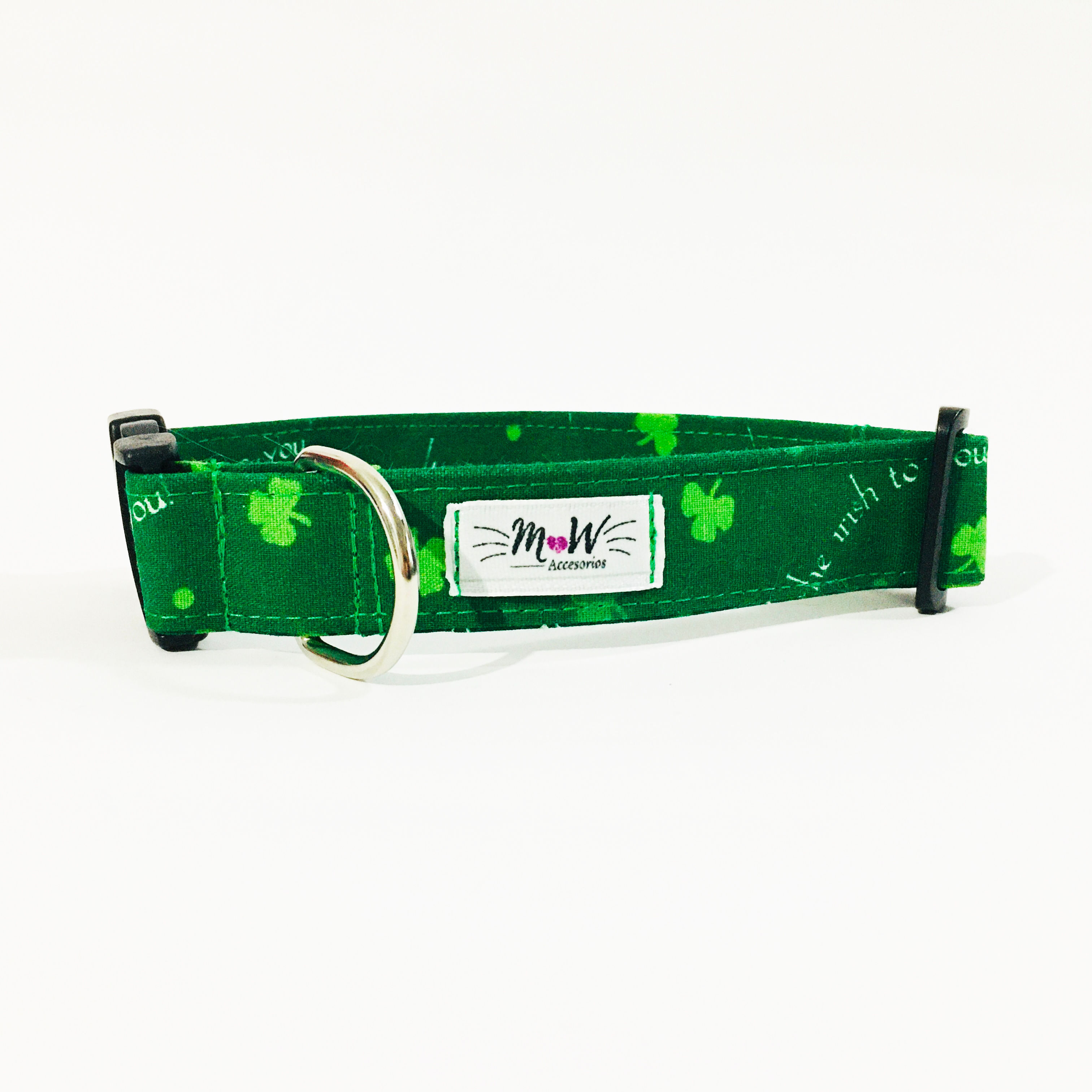 🐾 Collar “Good Luck” – Suerte y Estilo en Cada Paseo