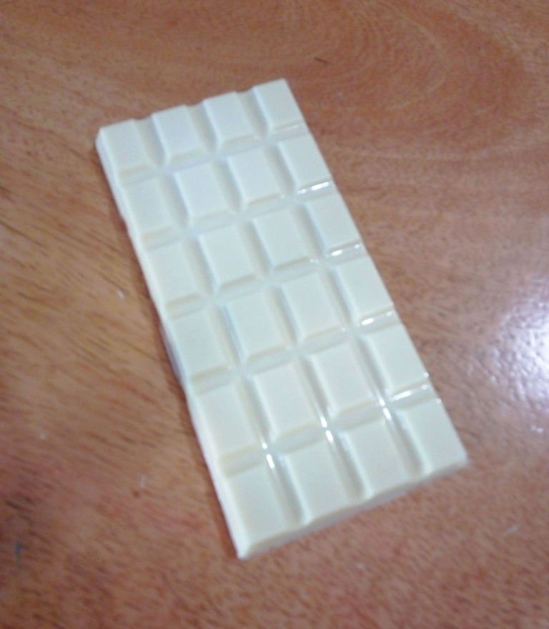 Thumbnail: White Chocolate Bar 100g