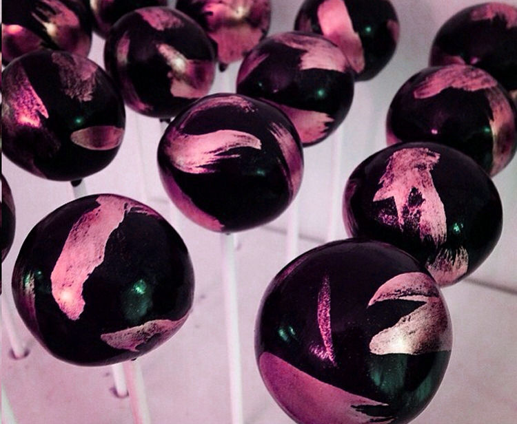 Thumbnail: Partual Shimmer Cake Pop- Pack of 20