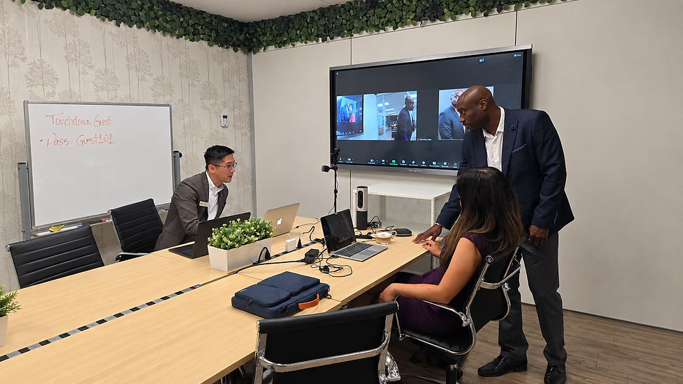 Meeting rooms near the QEW, 403 and 407 offering convenient access, parking and a professional setting for business meetings.
