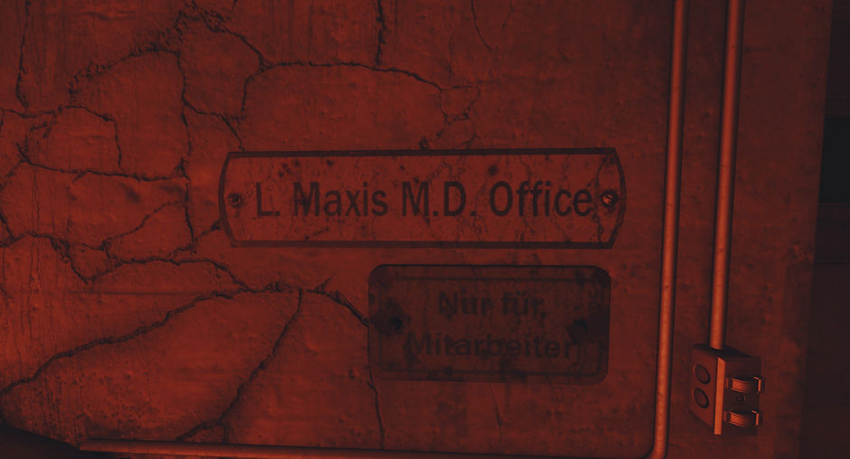 The Giant, Maxis Office Sign