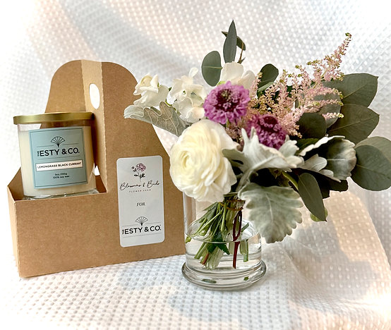The Bouquet & Candle Carry Box