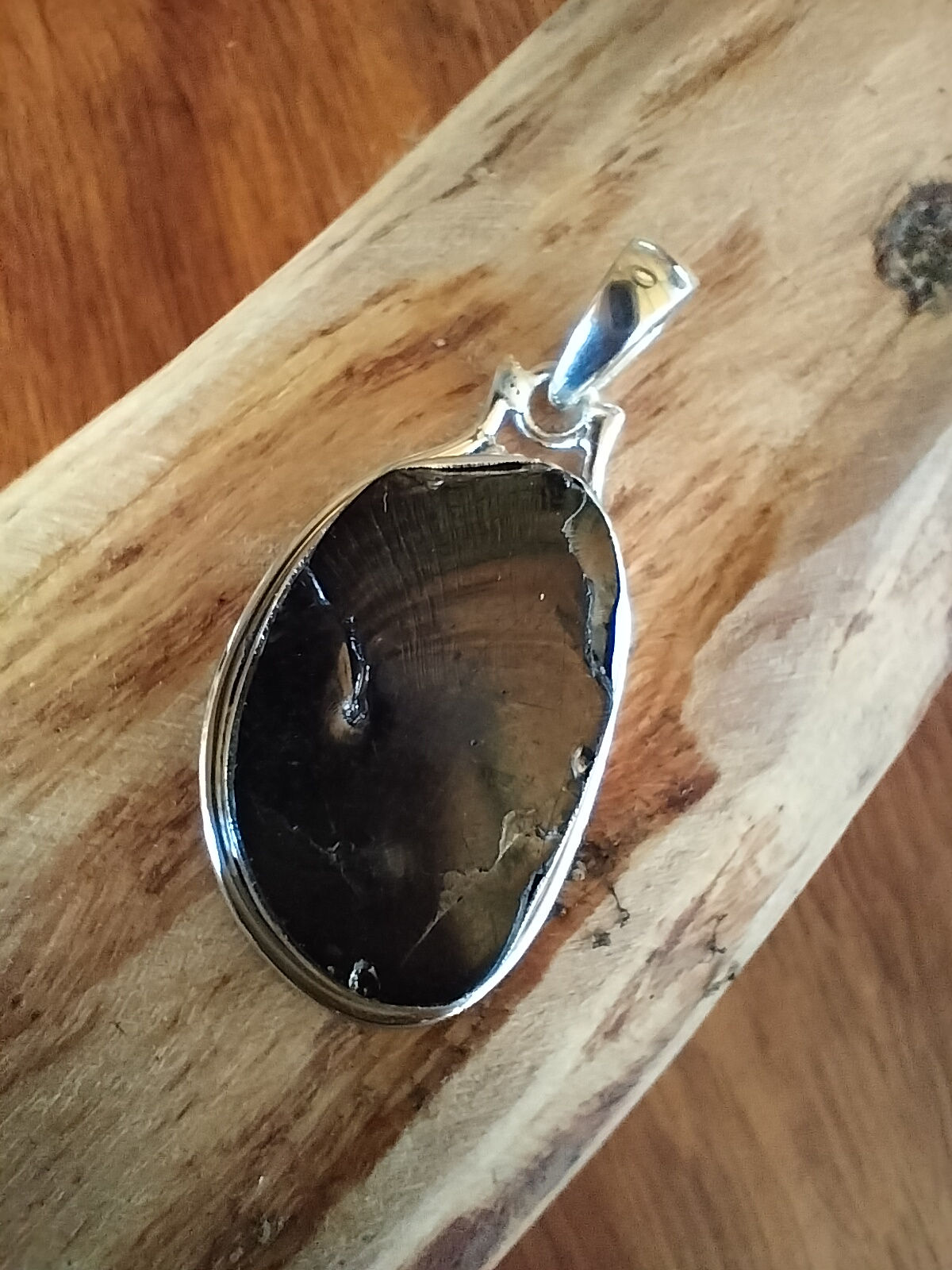 Shungite EMF blocker 