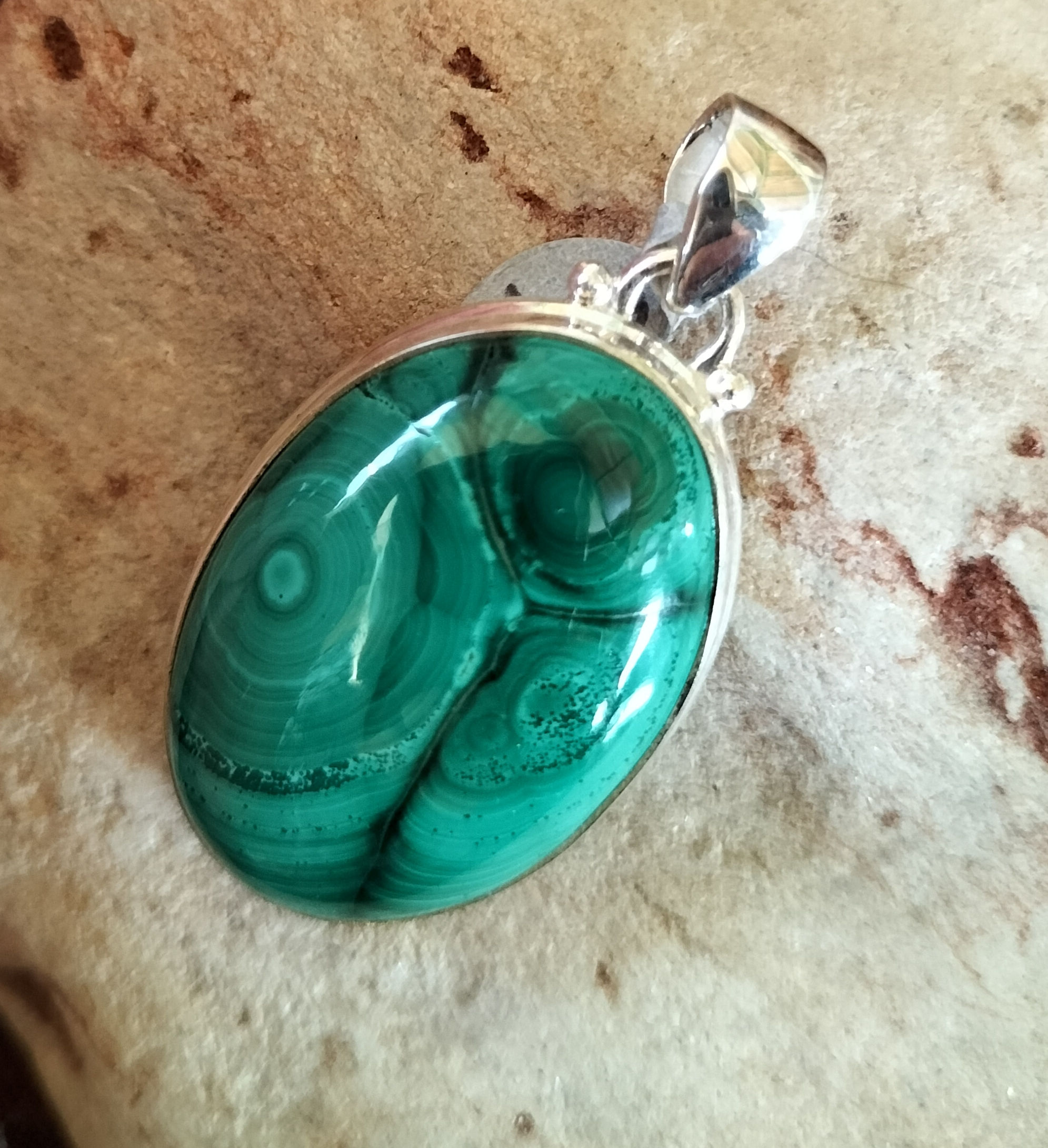 Malachite oval pendant