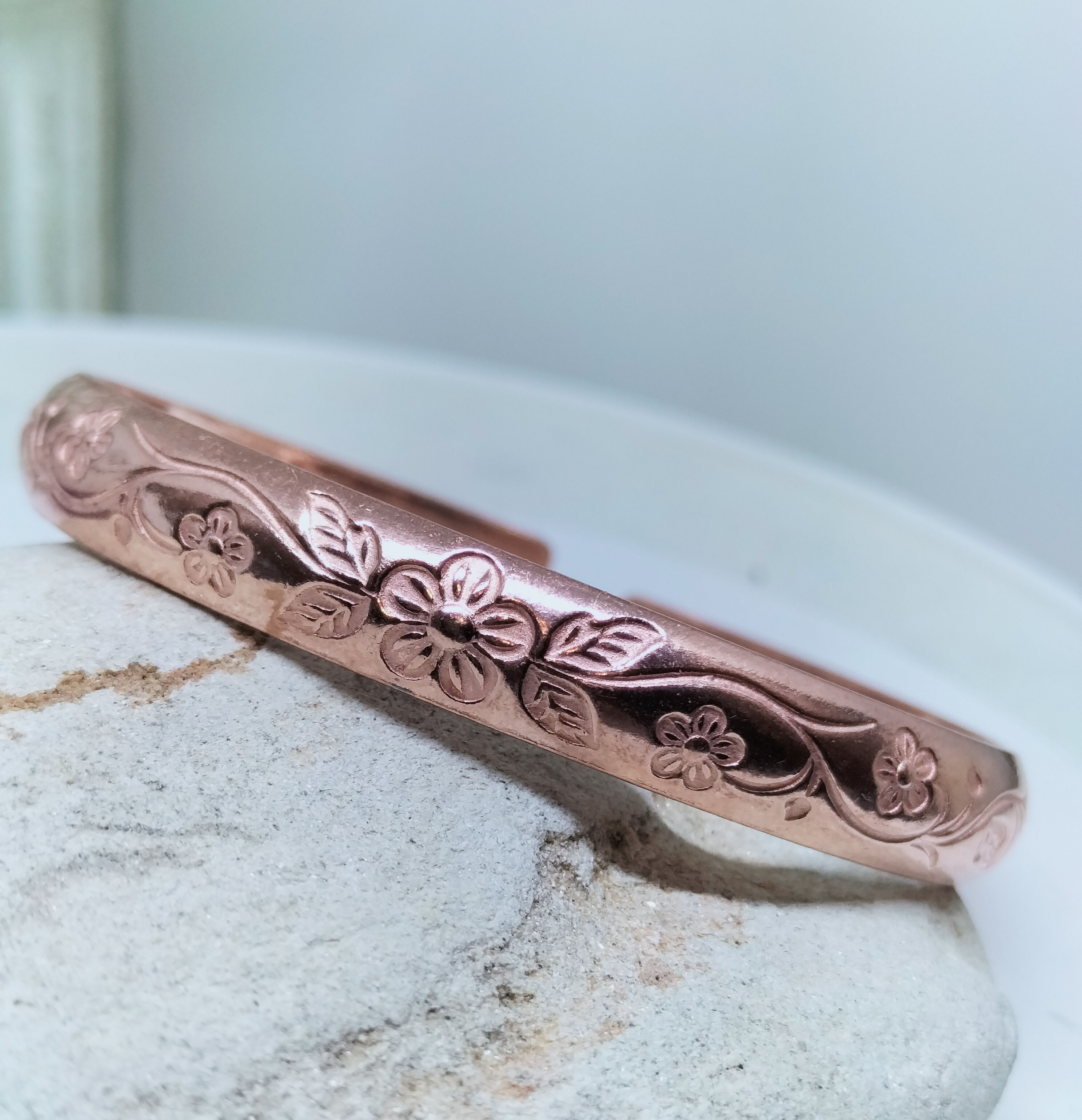 Floral cuff bracelet 