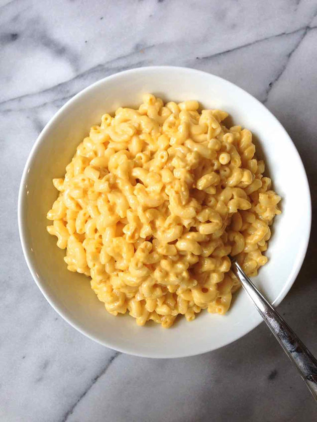 SLOW COOKER MACARONI & CHEESE