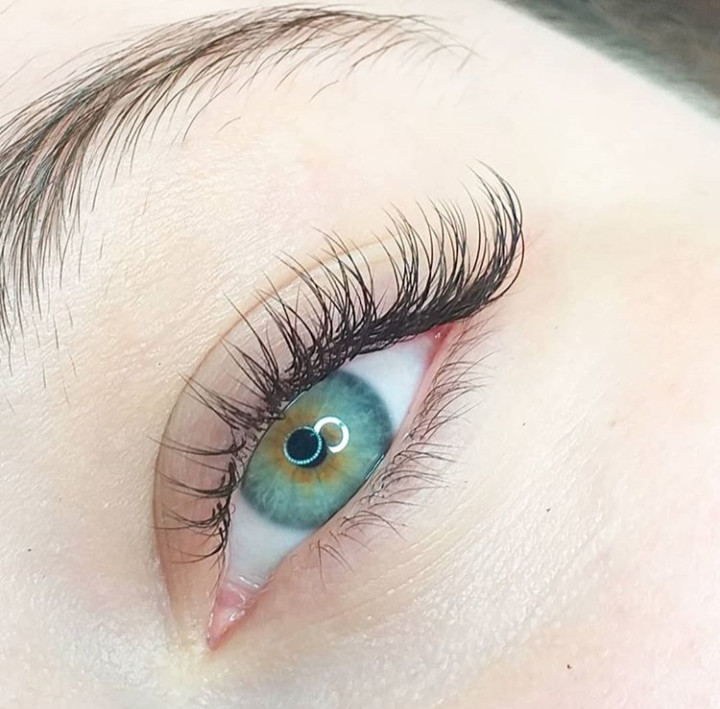 Lash Extensions Classic Lashes in Etobicoke Toronto Bella Babe