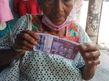 La estafan con un billete de Q200

Una señora que vestía traje típico junto a sus dos hijos adolesce