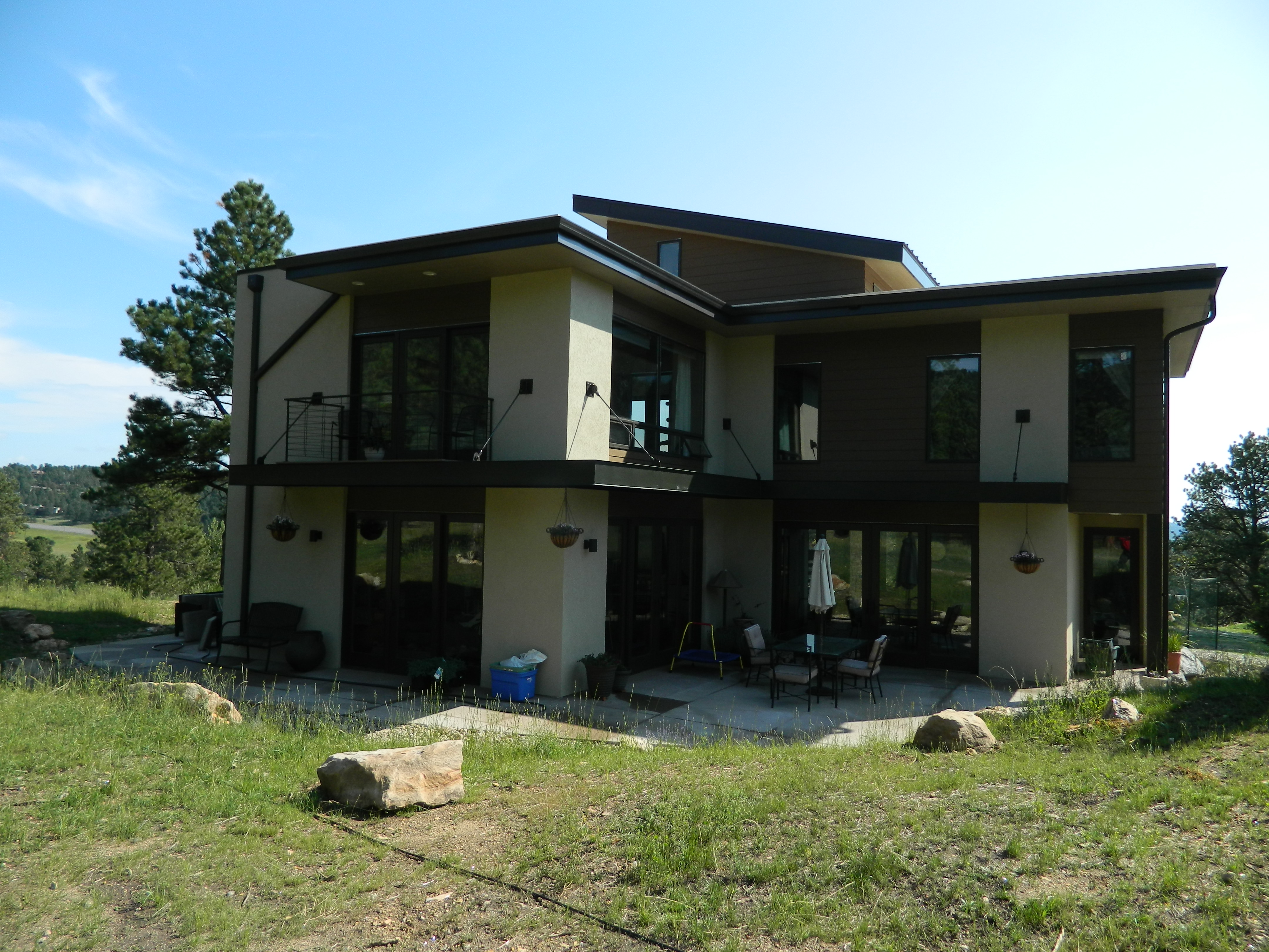 HARRIS RESIDENCE