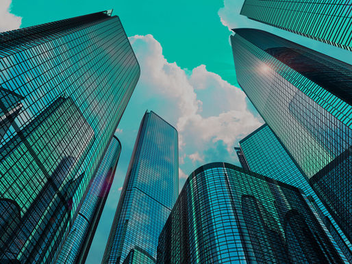 Nas operações de incorporação imobiliária é indispensável que se tenha conhecimento do impacto que os tributos municipais incidem sobre a receita da imobiliária.