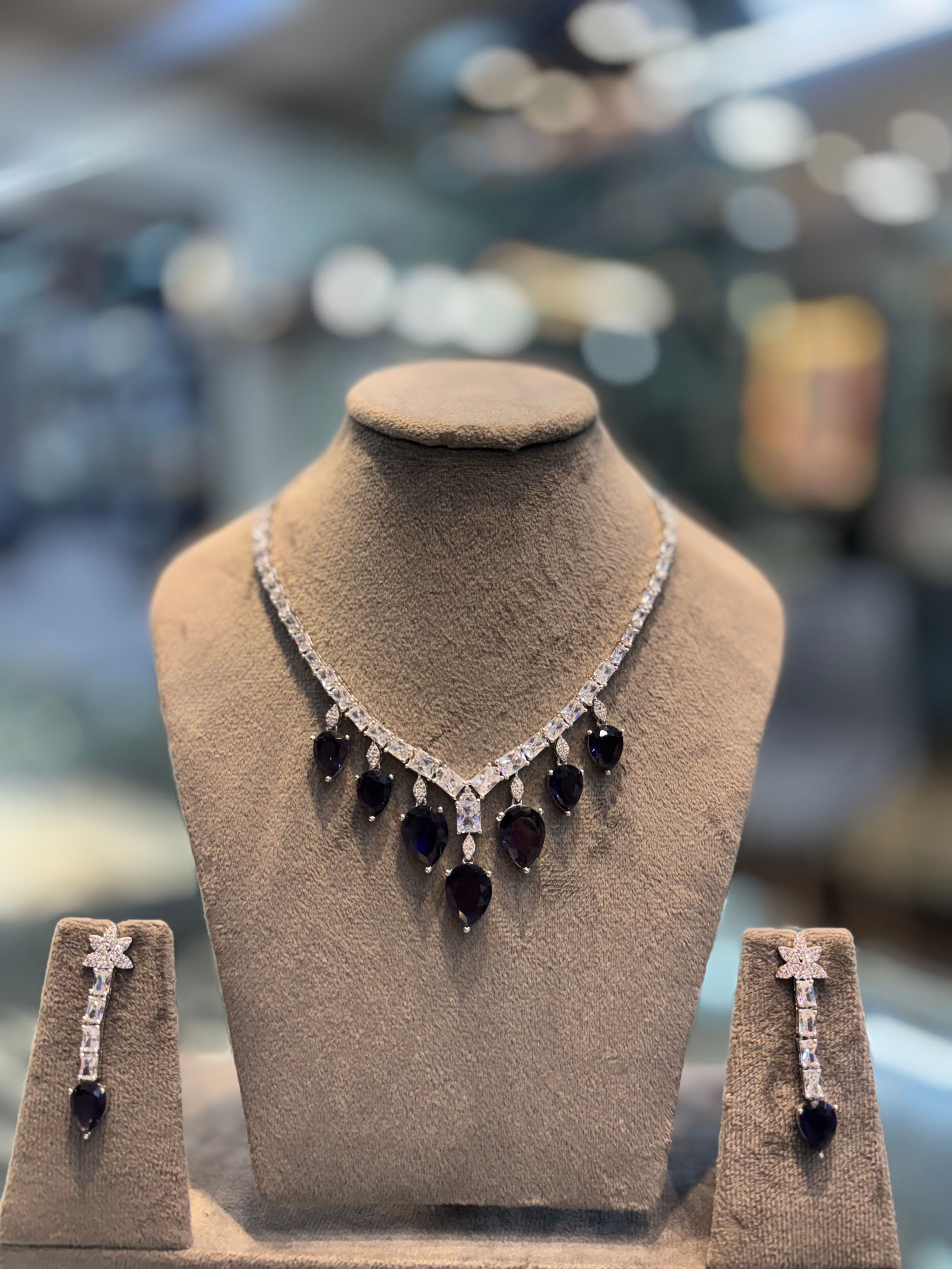 Diamond drop necklace and earrings - Purple 