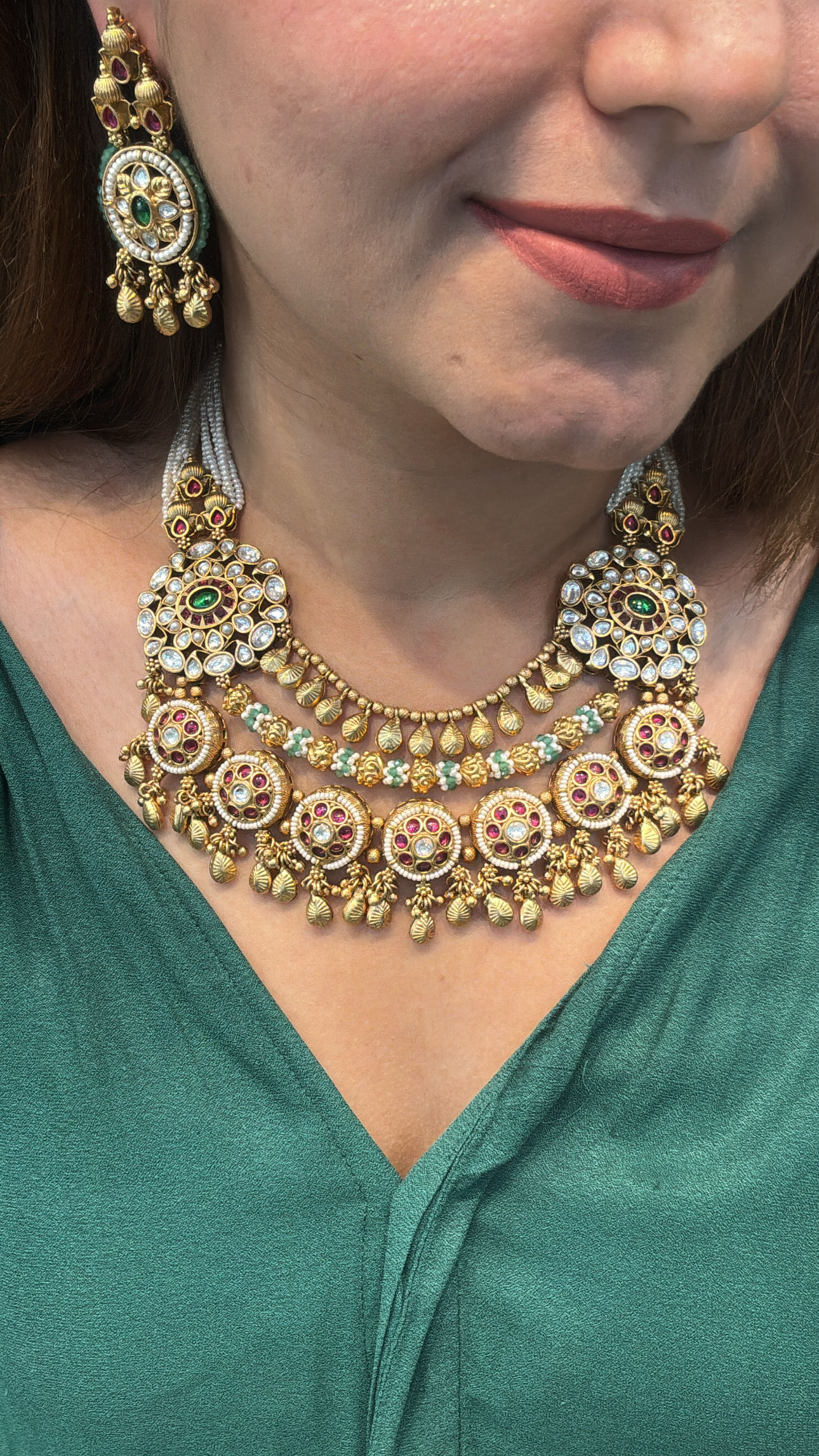 Real looking heritage necklace and earrings - Antique gold polish 