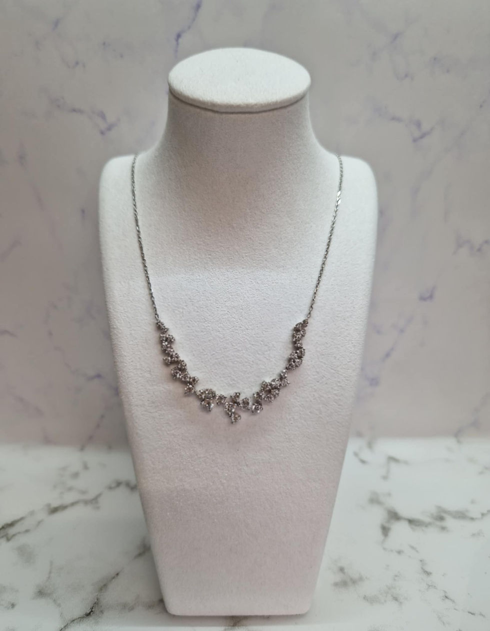 Thumbnail: Diamond Scatter Necklace