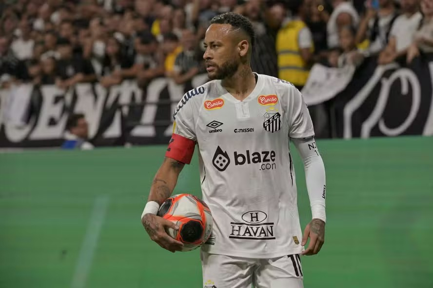 Neymar, atacante do Santos -Foto Nelson Almeda/AFP